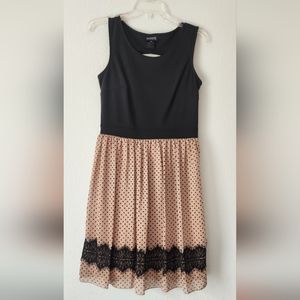 🔥Enfocus Studio Size 8 A line Flowy sleeveless dress *needs new zipper